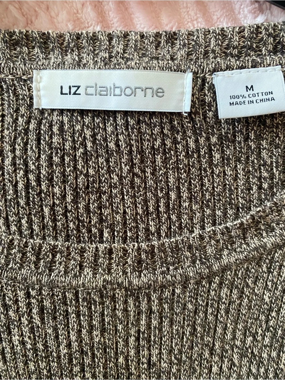 Liz Claiborne Brown Ribbed Crewneck with Shoulder Button